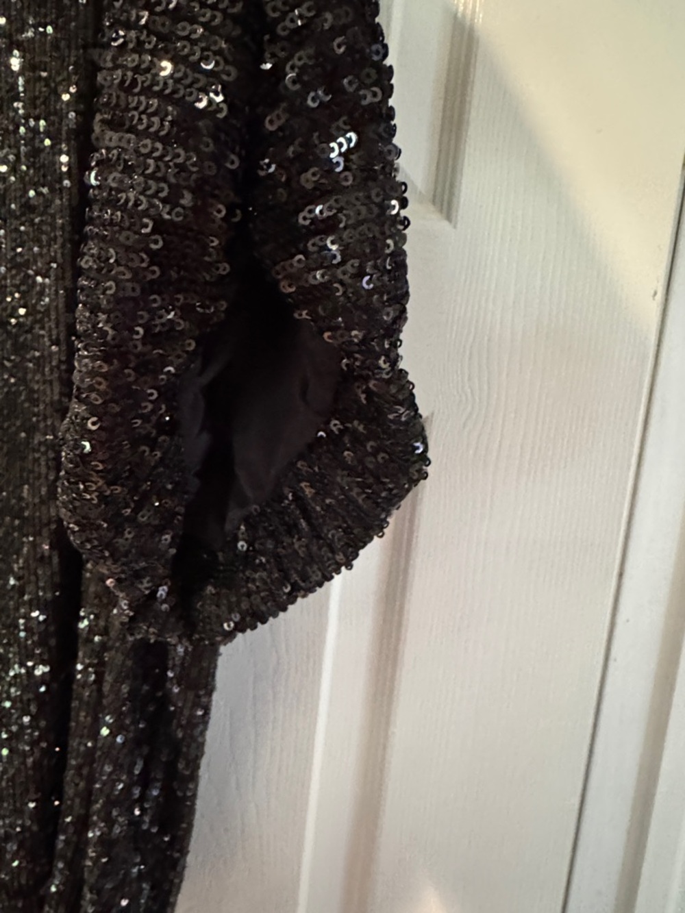 NEW Lilly Pulitzer Black Sequin Puff-Sleeve Top- XL - Picture 6 of 8